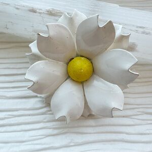 Vintage Mod White and Yellow Flower Brooch